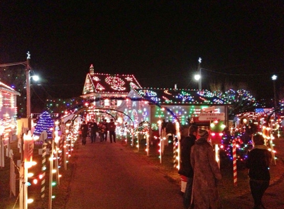 Koziar's Christmas Village - Bernville, PA