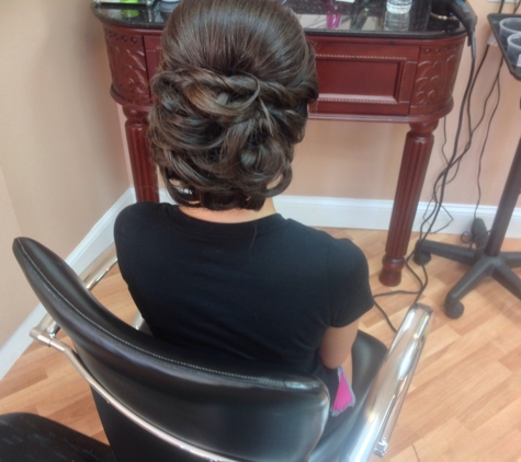 Mirela's European Beauty Salon Inc - Jacksonville, FL