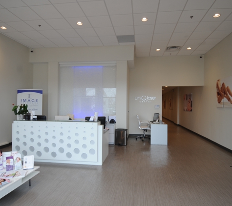 UniQ Laser Center - Canton, MA