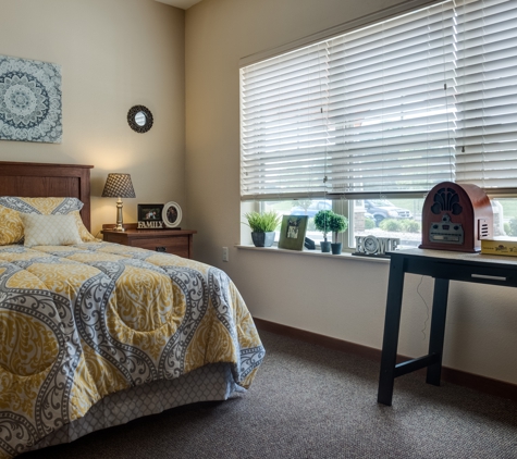 Heritage Senior Living - Pewaukee, WI