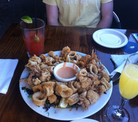 Beachside Bar & Grill - Encinitas, CA