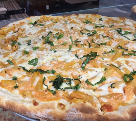 NY Pizza Spot - Melbourne, FL. Baked Ziti Pizza wow - straight from Brooklyn, N.Y. ����