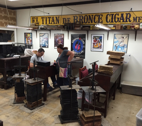 El Titan De Bronze Cigar Manufacturing - Miami, FL