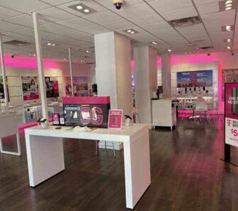 T-Mobile - Ridgewood, NY