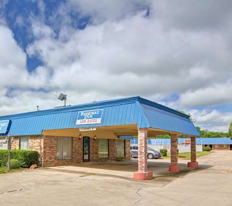Rodeway Inn - Gainesville, TX