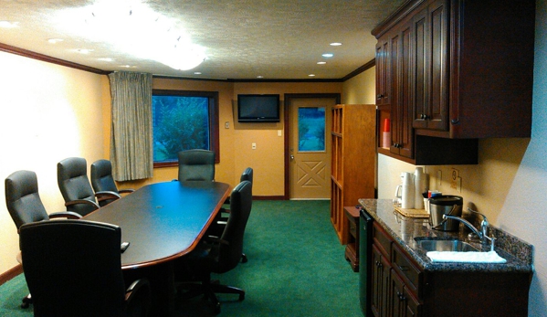 Pinewood Inn & Suites - Silsbee, TX