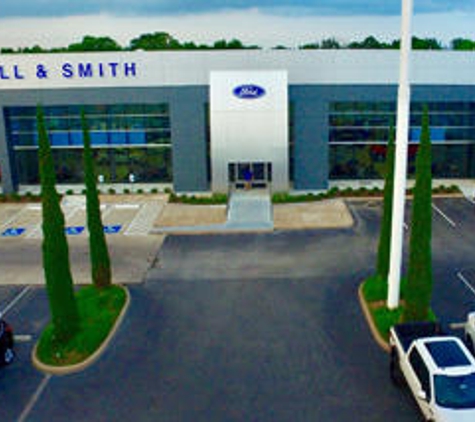 Russell & Smith Ford - Houston, TX