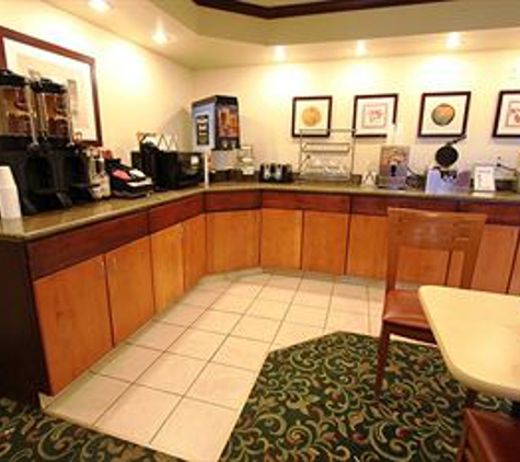 Red Roof Inn - Cedar Rapids, IA