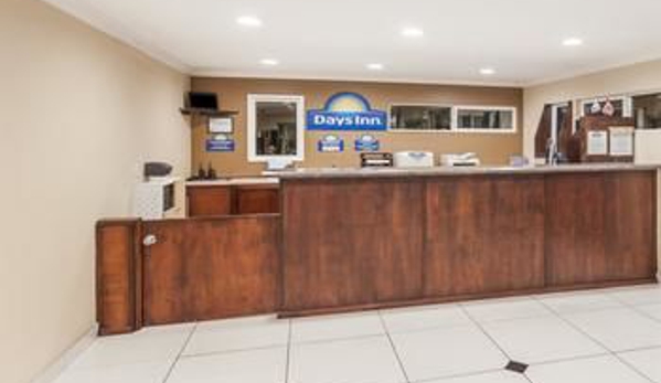 Days Inn - La Mesa, CA