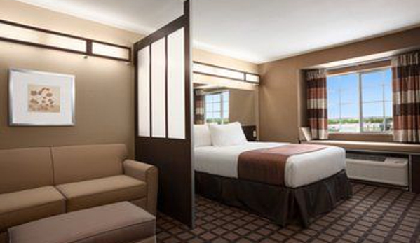 Microtel Inn & Suites by Wyndham Gonzales - Gonzales, TX