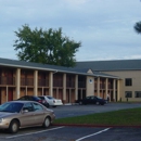Country Host Inn - Motels