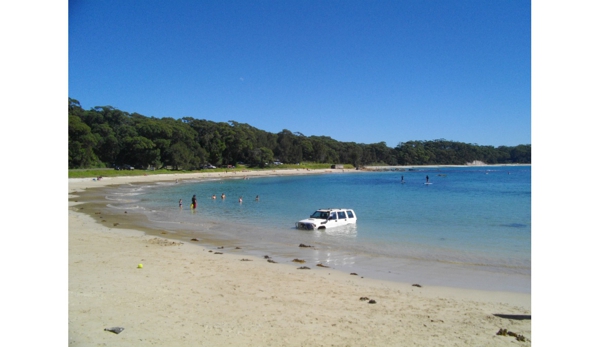 Illawarra Towing & Recovery Tow Truck - Albion Park Rail, NSW