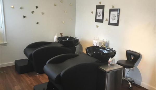 Beehive Beauty Bar - Bentonville, AR