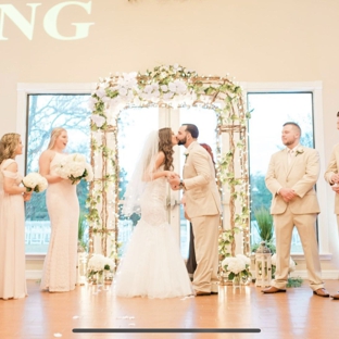 Weddings By Candi - Magnolia, TX