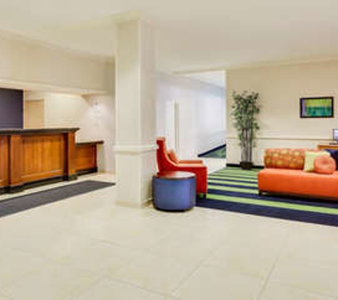 Fairfield Inn & Suites - Manhattan, KS