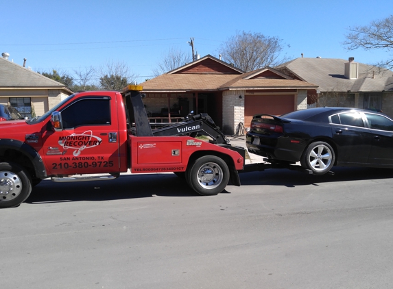 Midnight Recovery and Towing - San Antonio, TX