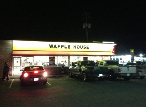 Waffle House - Attalla, AL