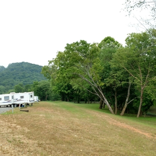 Big Wills Creek Campground Tubing & Gift Shop - Attalla, AL. Campground