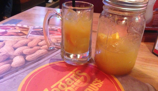 Logan's Roadhouse - Gulfport, MS