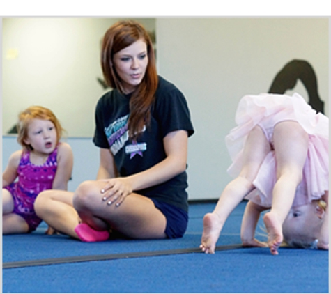 Dazzle Dance & Cheer LLC - Muncie, IN