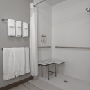 Holiday Inn Express & Suites Clinton by IHG - Hotels