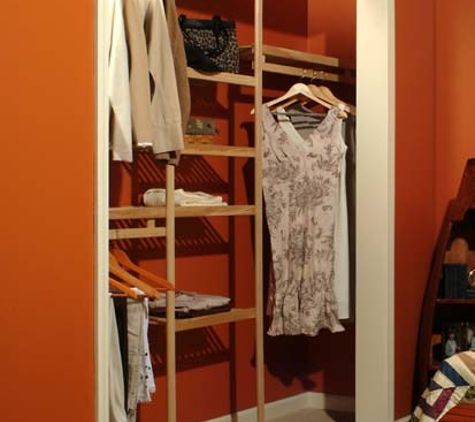 Distinctive Closet Designs / Shelving Plus - Pompano Beach, FL