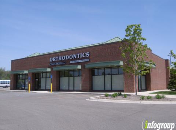 The Smile Engineer (Jusino Orthodontics) - Farmington Hills, MI