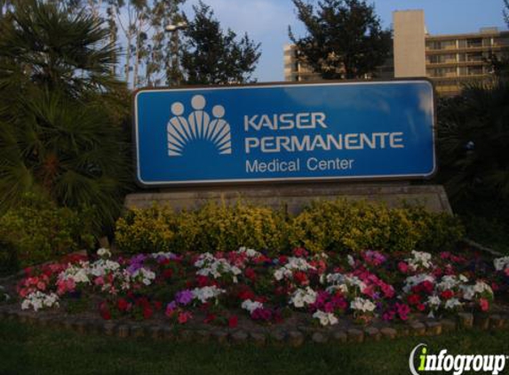 Kaiser Permanente Rosecrans Medical Offices - Bellflower, CA