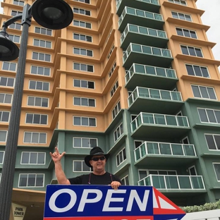 Steve The Sign Spinner - Pompano Beach, FL