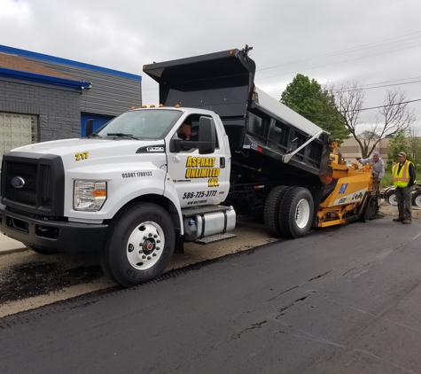 Asphalt Unlimited Inc. - New Baltimore, MI