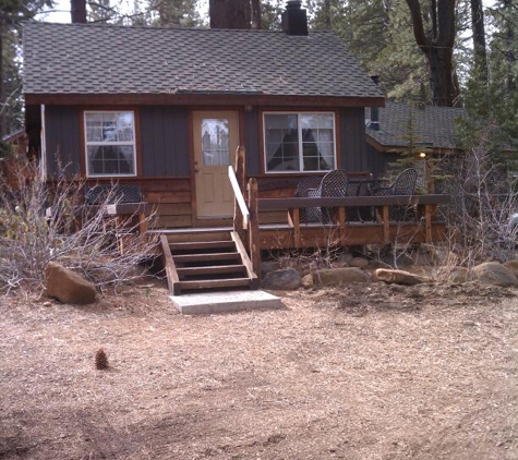 Rustic Cottages - Tahoe Vista, CA