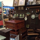 Susie's Unique Treasures - Antiques