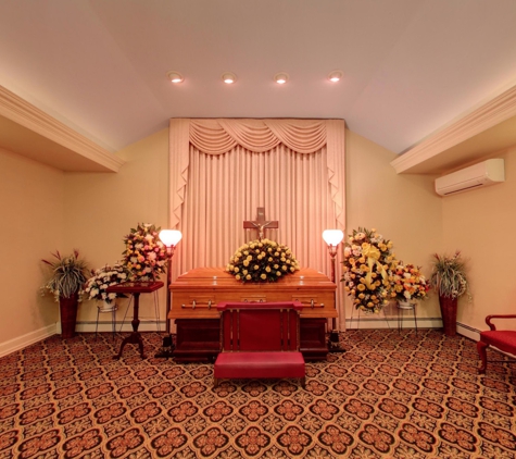 Wakelee Memorial Funeral Home - Ansonia, CT