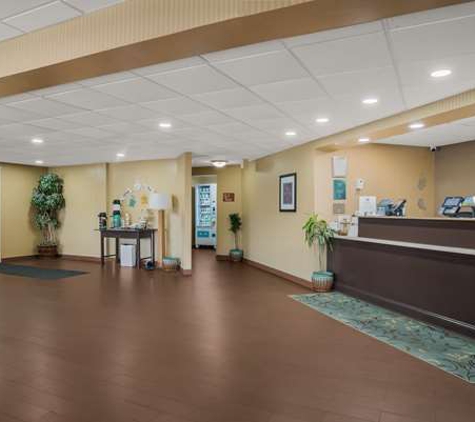 Quality Inn & Suites - Chambersburg, PA