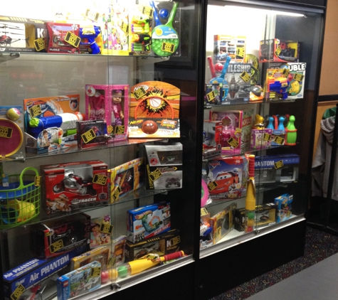 Gage Bowl - Topeka, KS. Great Prize Selection for Arcade Winners