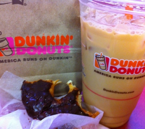 Dunkin' - Chicago, IL