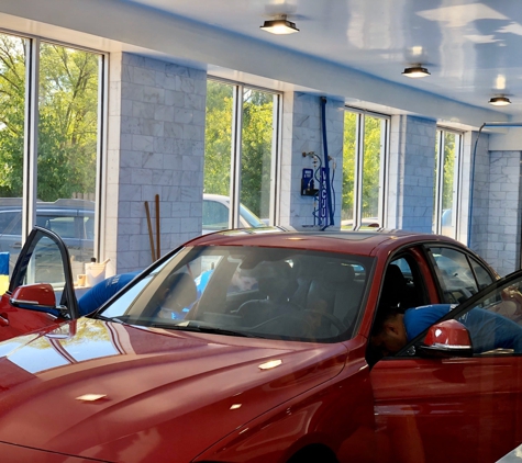 Splash Car Wash & Detail - Libertyville, IL