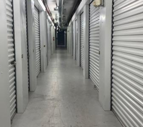 Life Storage - Lafayette, LA