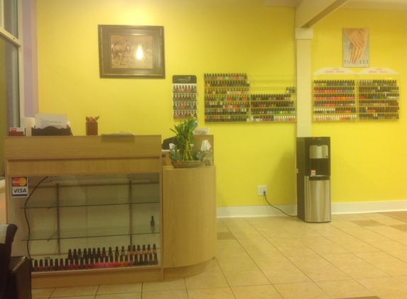 Color Nails & Spa - North Ridgeville, OH