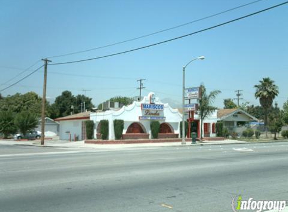 Mariscos El Ostion - Pomona, CA