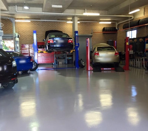 Henry's Mechanical Repairs - Guildford, NSW