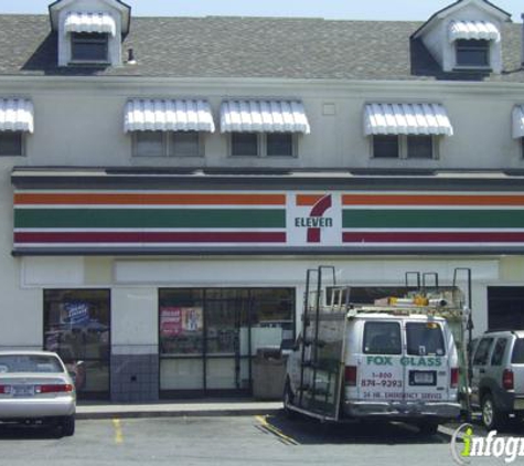 7-Eleven - College Point, NY