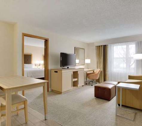 Hampton Inn & Suites Cleveland/Independence - Independence, OH