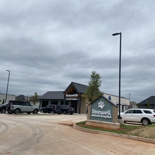 Livewell Animal Hospital of Edmond - Edmond, OK