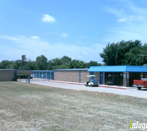 Metro Self Storage - Bedford, TX