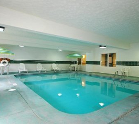 Country Inn & Suites By Carlson, Fairborn South, OH - Beavercreek, OH