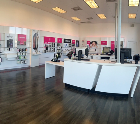 T-Mobile - Brownsville, TX