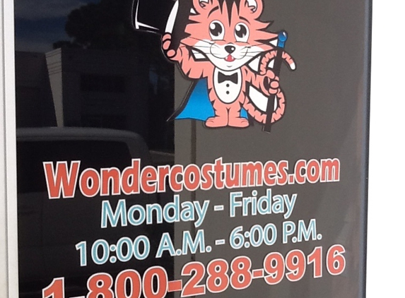 Wonder Costumes - Miami, FL