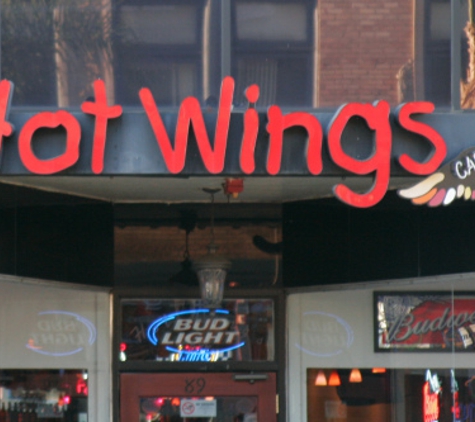 Hot Wings Cafe - Pasadena, CA