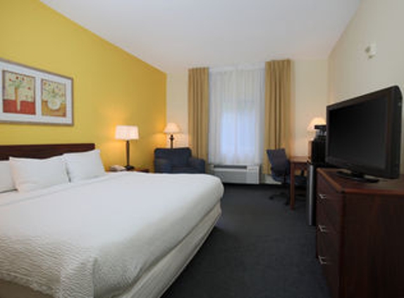 Fairfield Inn & Suites - Warren, OH